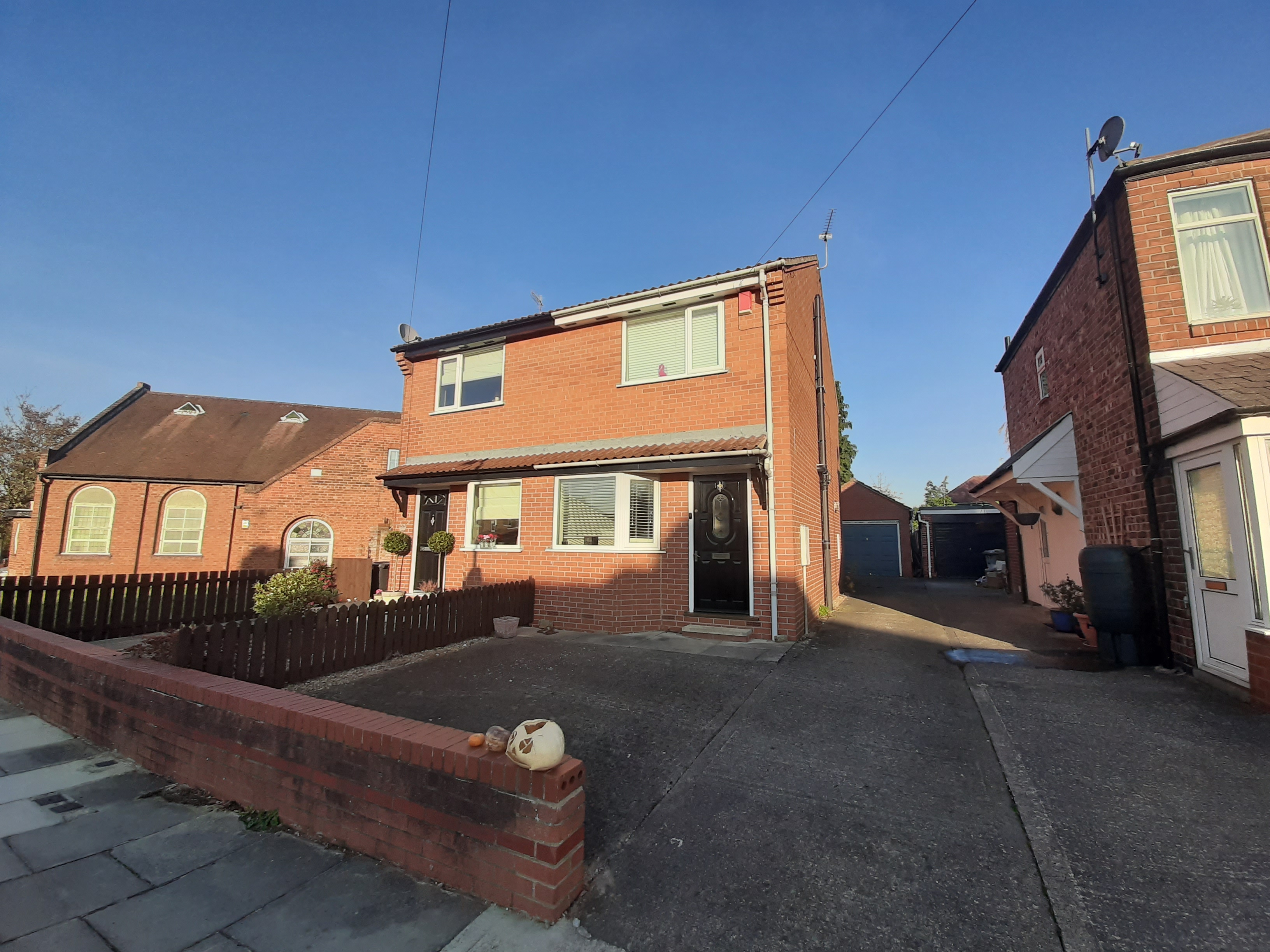 Lilac Avenue, York, YO10 3AT Lilac Avenue, York, YO10 3AT