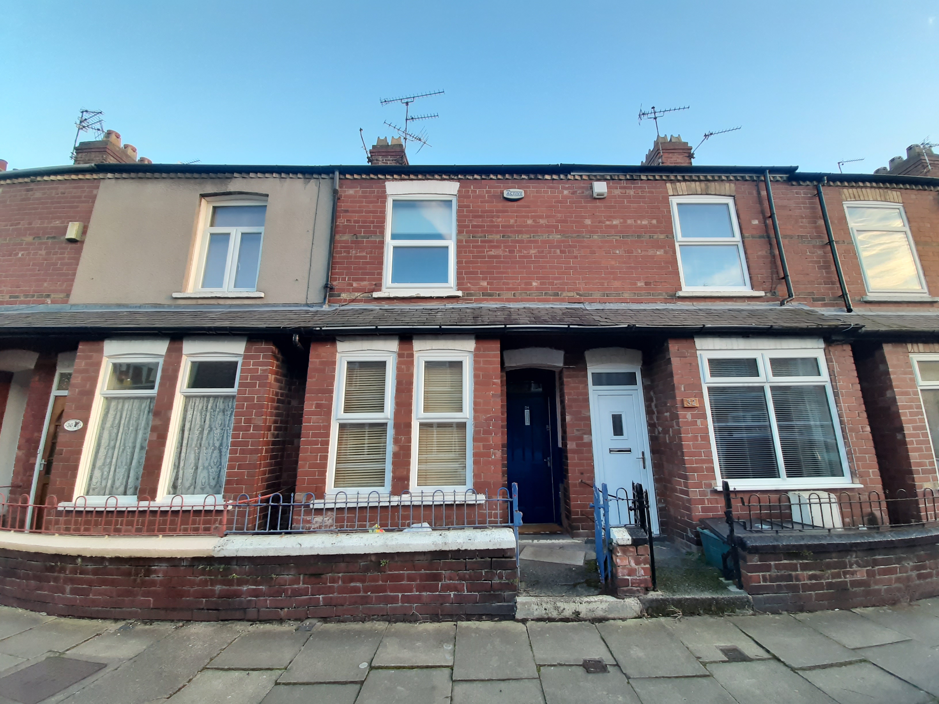 Falsgrave Crescent, York, YO30 7AZ Falsgrave Crescent, York, YO30 7AZ