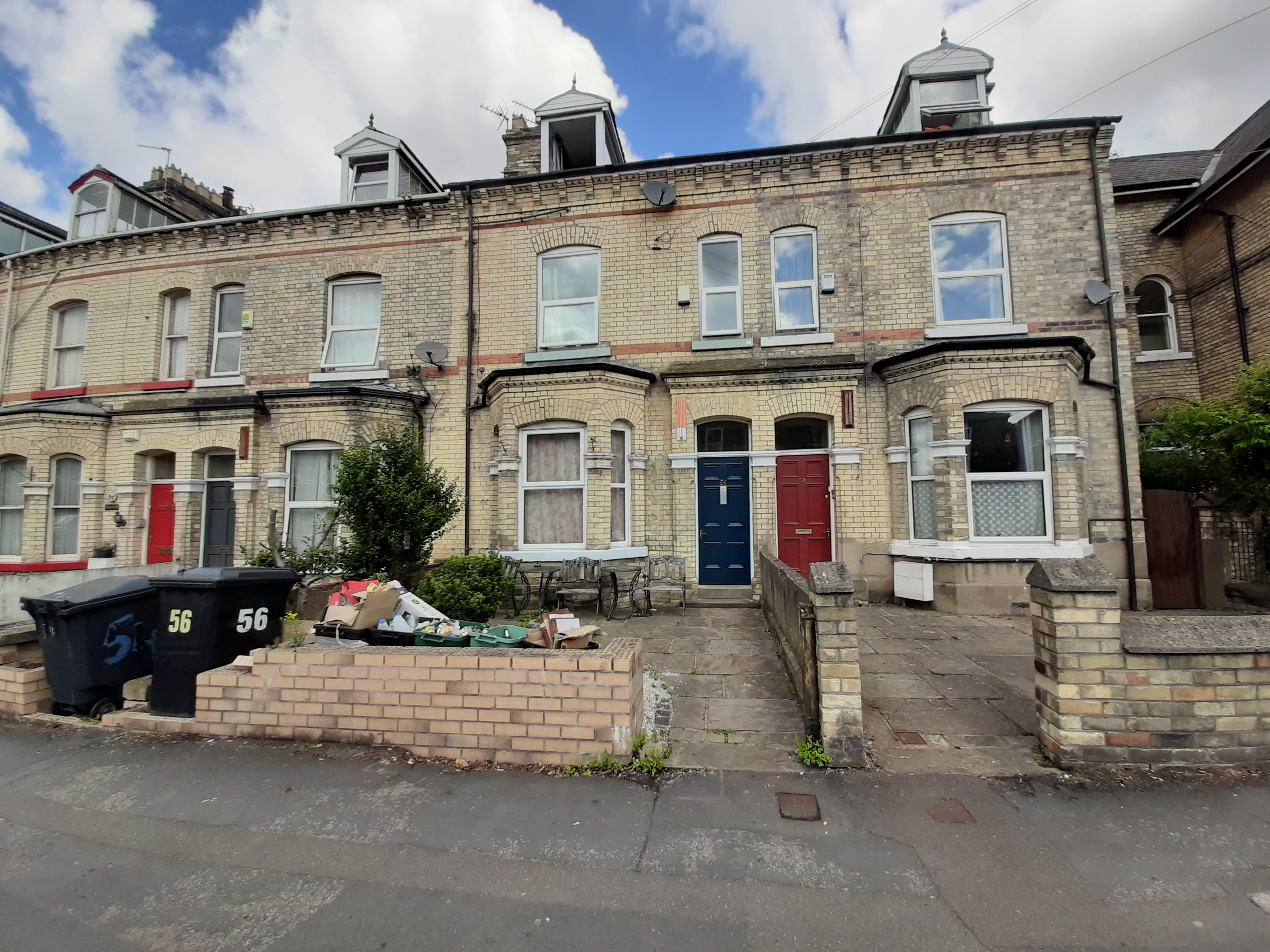 Heslington Road, York, YO10 5AU Heslington Road, York, YO10 5AU